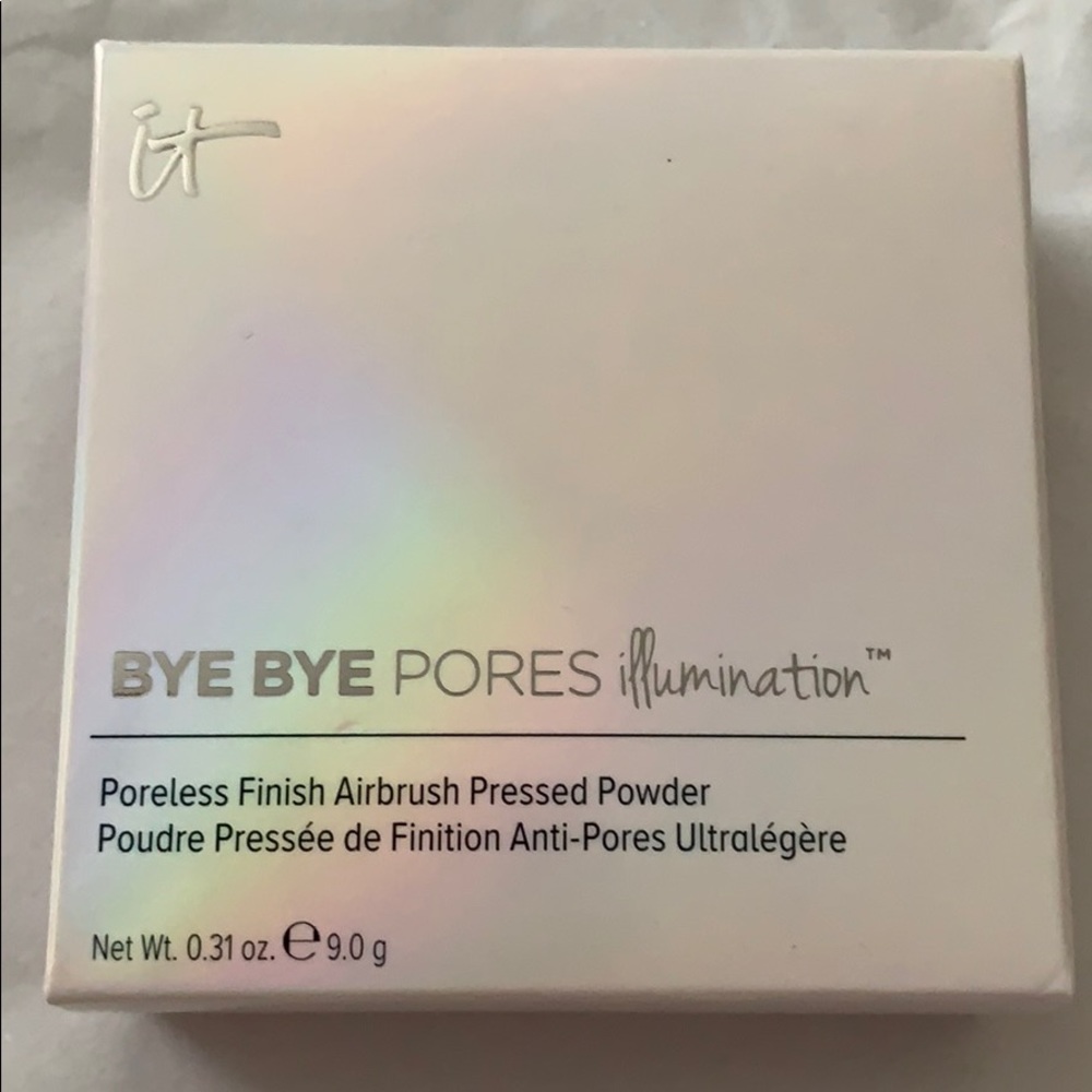 it Cosmetics Bye Bye Pores illumination Powder